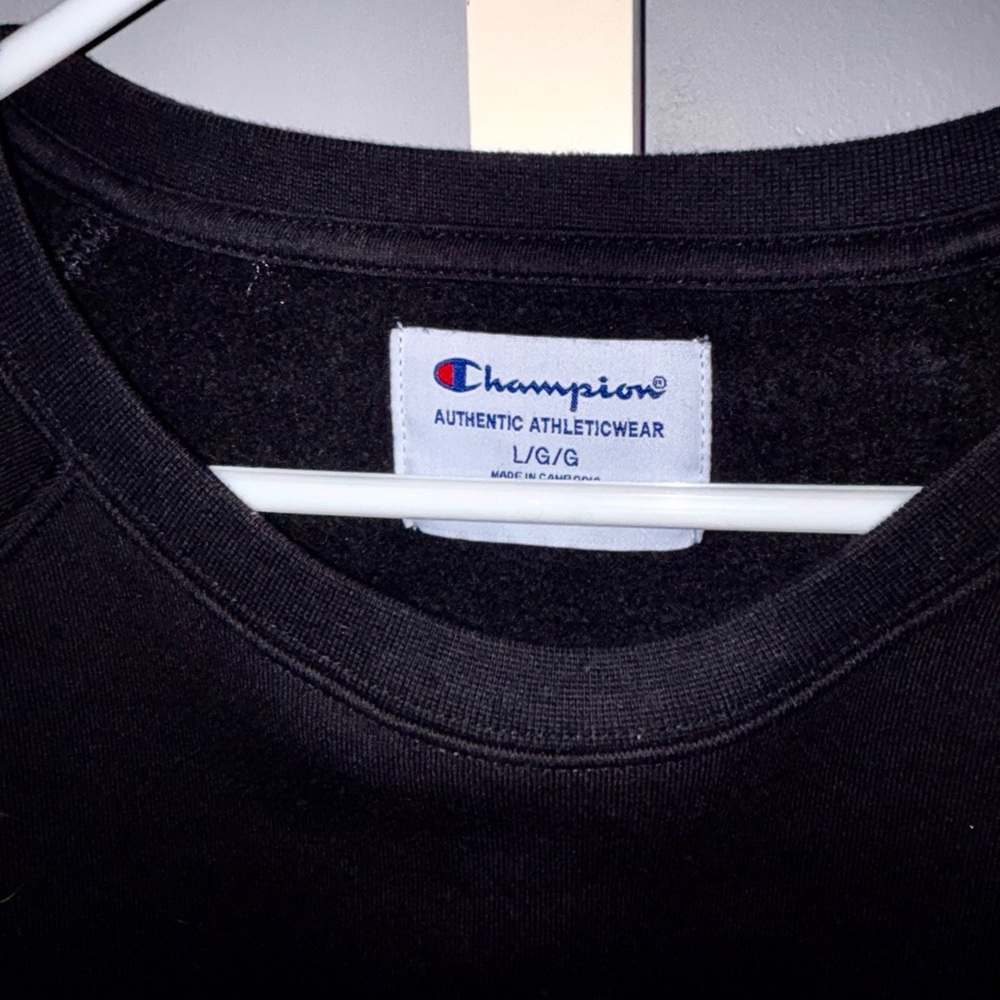 Champion Men's Black Crewneck Sweater - Picture 3 of 4